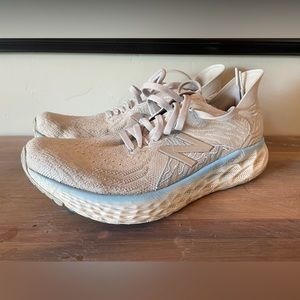 New Balance 1080 Running Shoes. Size 8.
